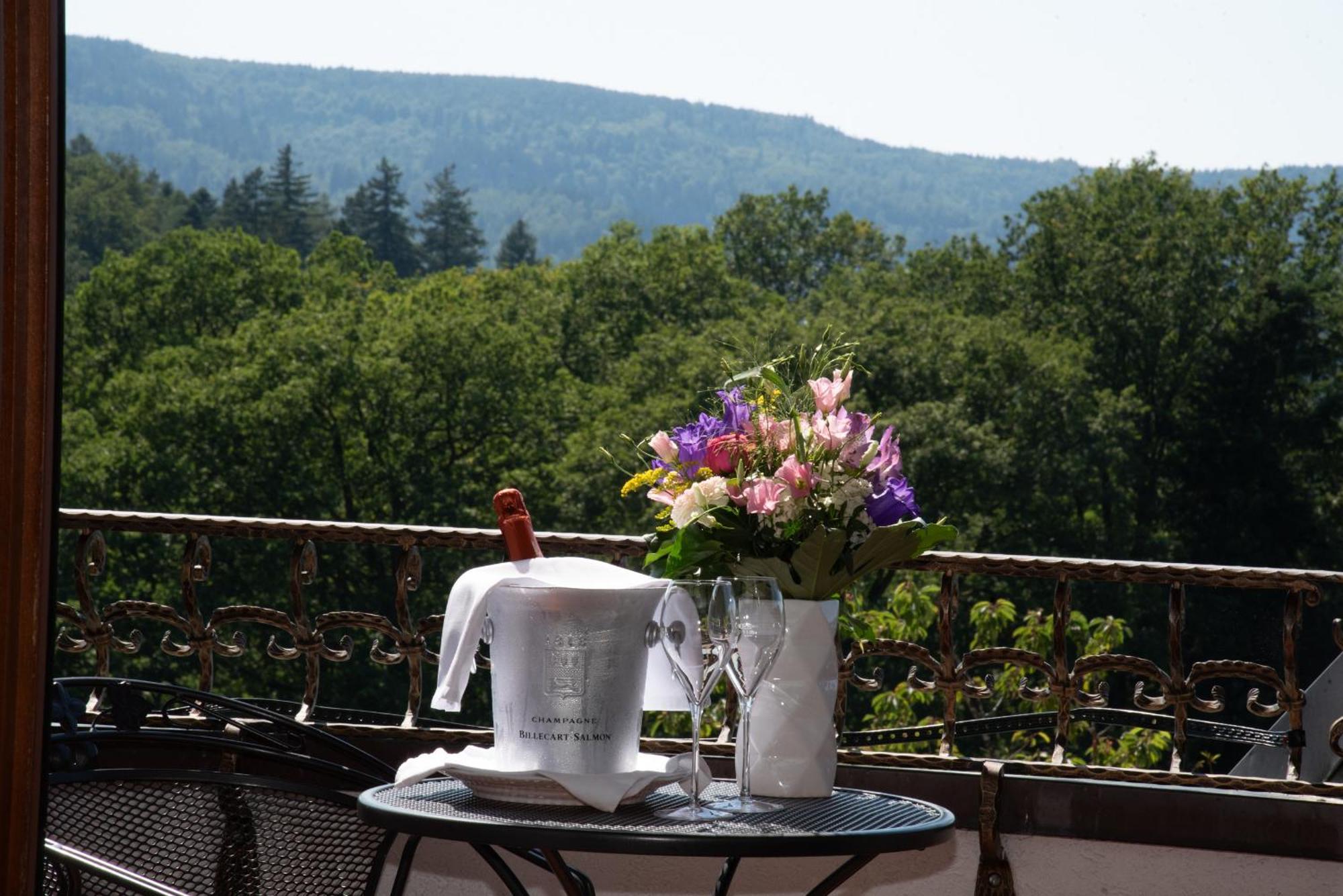 Hotel Restaurant Vinothek Lamm Bad Herrenalb Extérieur photo