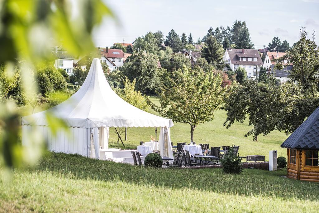 Hotel Restaurant Vinothek Lamm Bad Herrenalb Extérieur photo