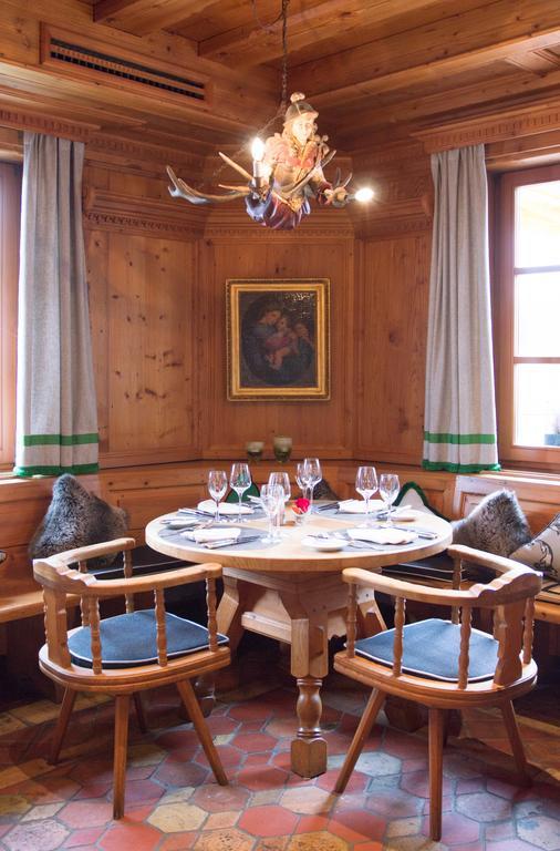 Hotel Restaurant Vinothek Lamm Bad Herrenalb Extérieur photo